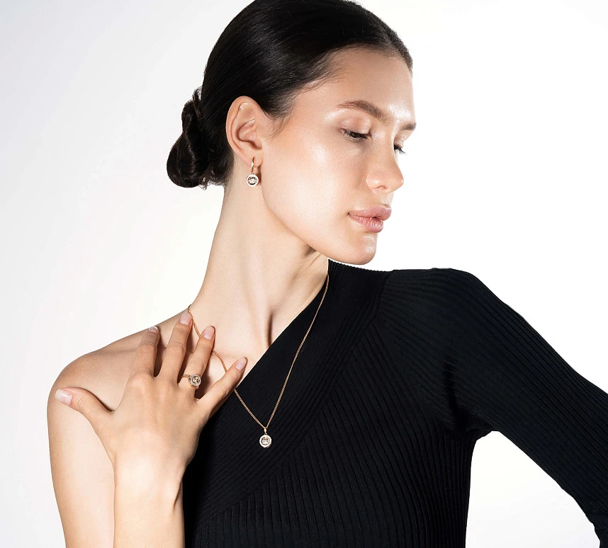 Ювелирный этикет: какие украшения уместны в разных ситуациях