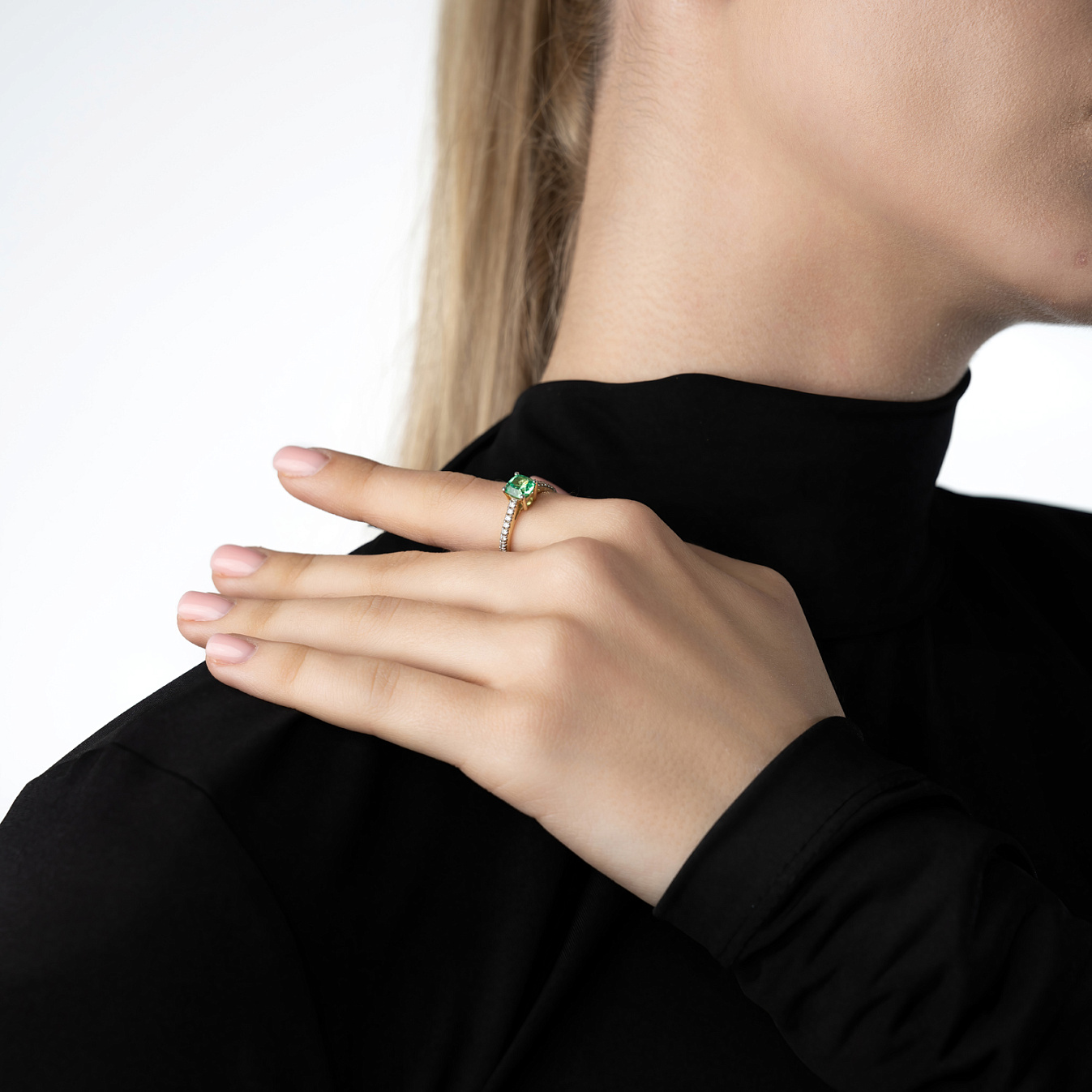 Кольцо (920484Л), желтое золото, цаворит гт.