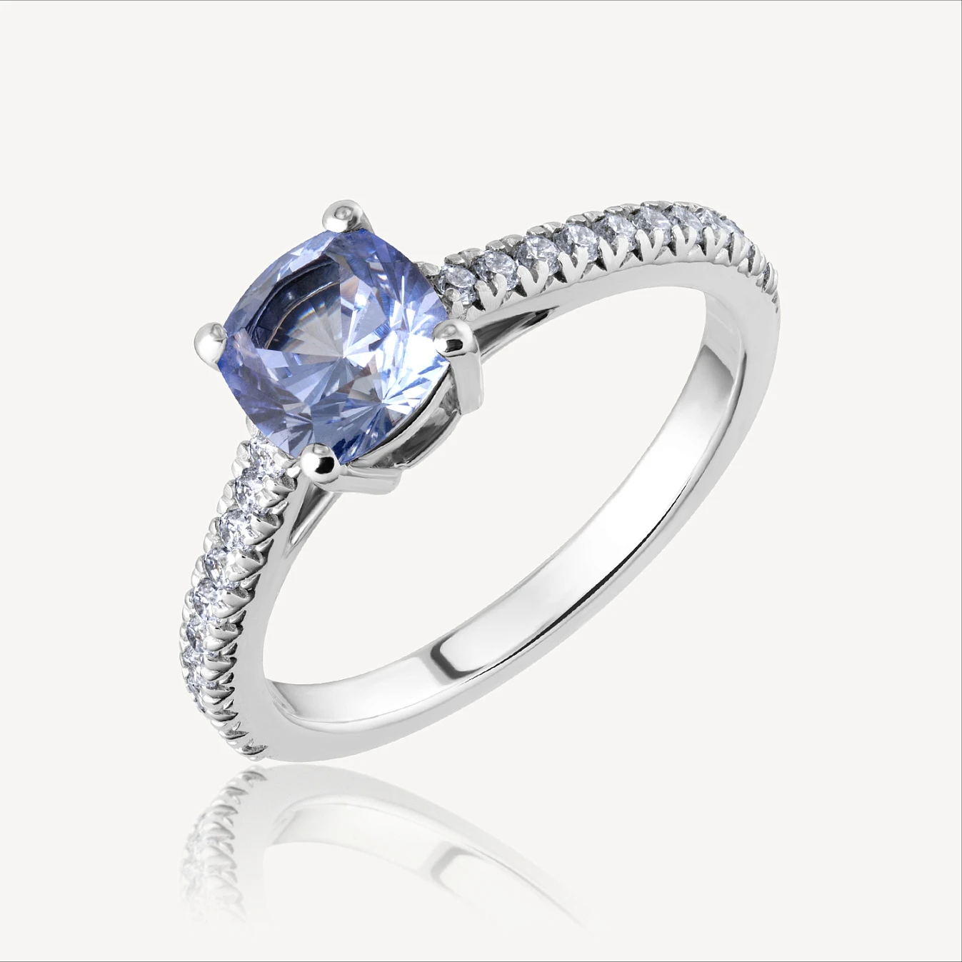 Кольцо (920484Б), белое золото, сапфир гт.